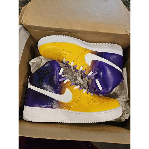 NBA x Air Force 1 High Top Custom Lakers Size: 13 - Picture 2 of 9